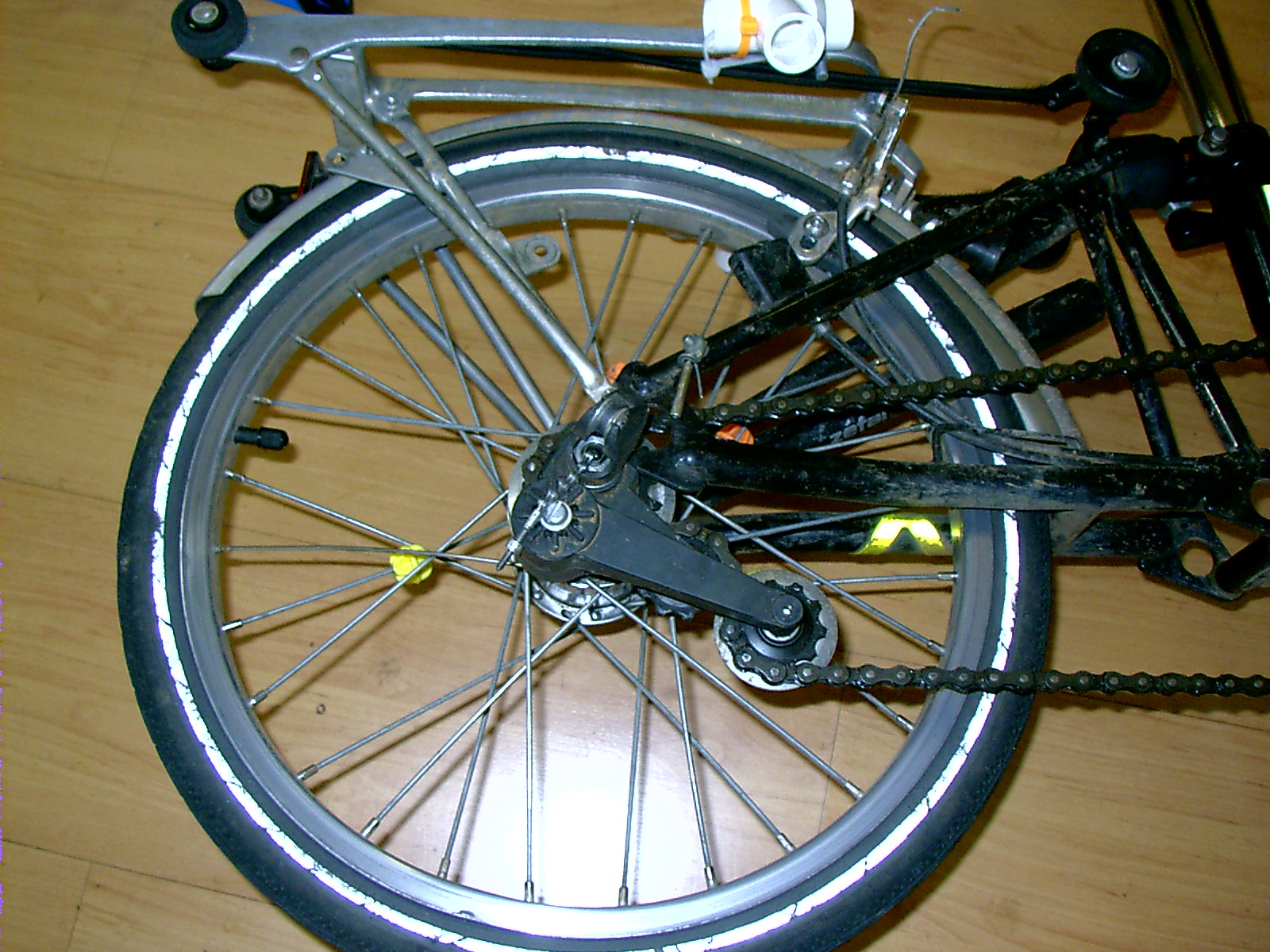 brompton back wheel